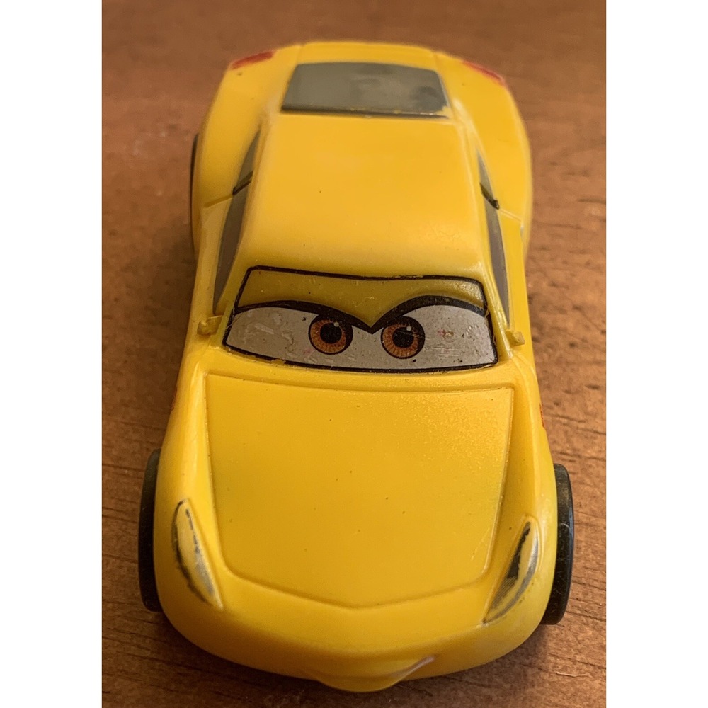 Disney‎ Pixar Car Yellow Rust-eze 2.0 Vehicle
